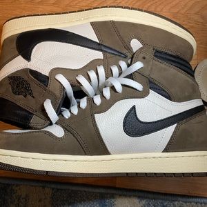 Travis Scott Jordan 1s